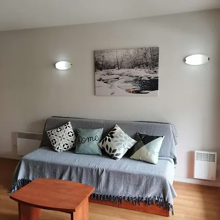 Pour 4 Avec Terrasse, Piscine Couverte, Parking Et Salle De Fitness A 400m Des Pistes - Fr-1-404-245 Bagnères-de-Bigorre