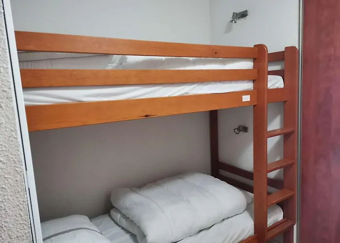 Pour 4 Avec Terrasse, Piscine Couverte, Parking Et Salle De Fitness A 400m Des Pistes - Fr-1-404-245 *